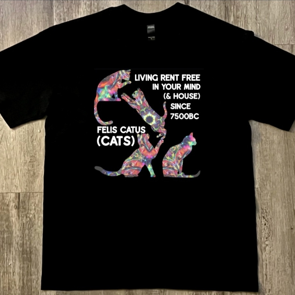 Black Cat Graphic Tee with Multicolor Psychedelic Cats artist original, unisex L